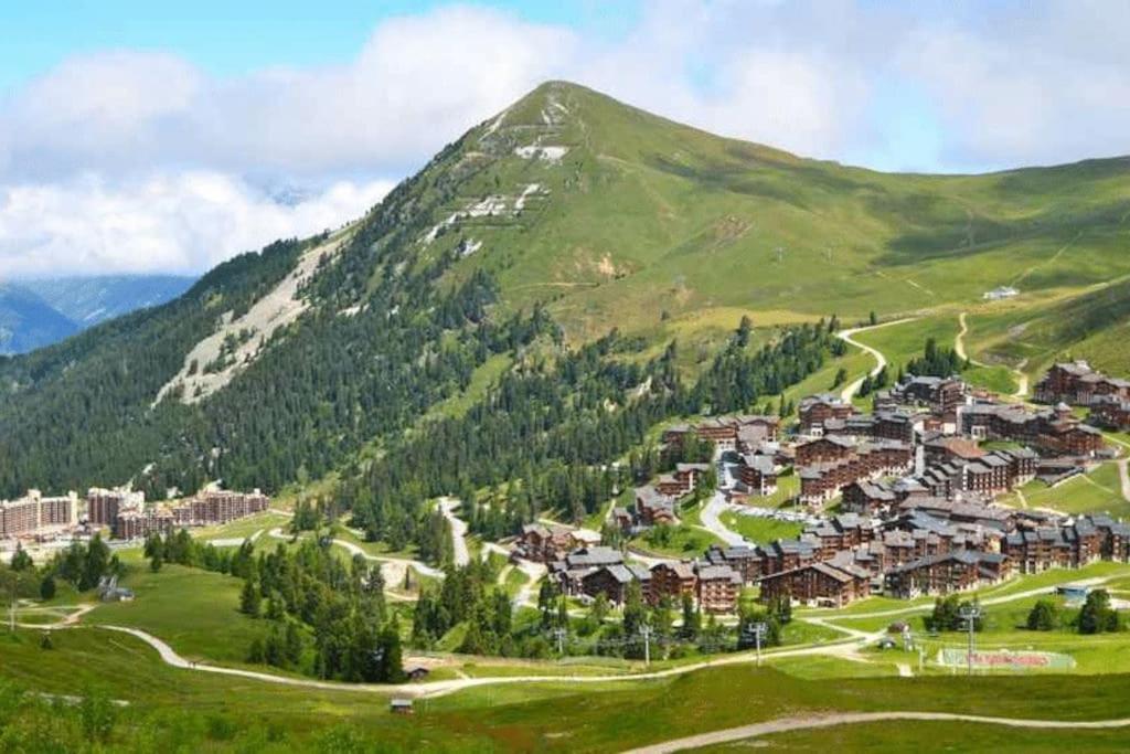 Appartement Belle Plagne Et Parking La Plagne Exterior photo